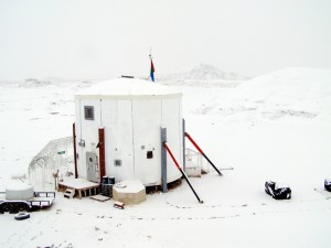 Snow surrounding the Hab